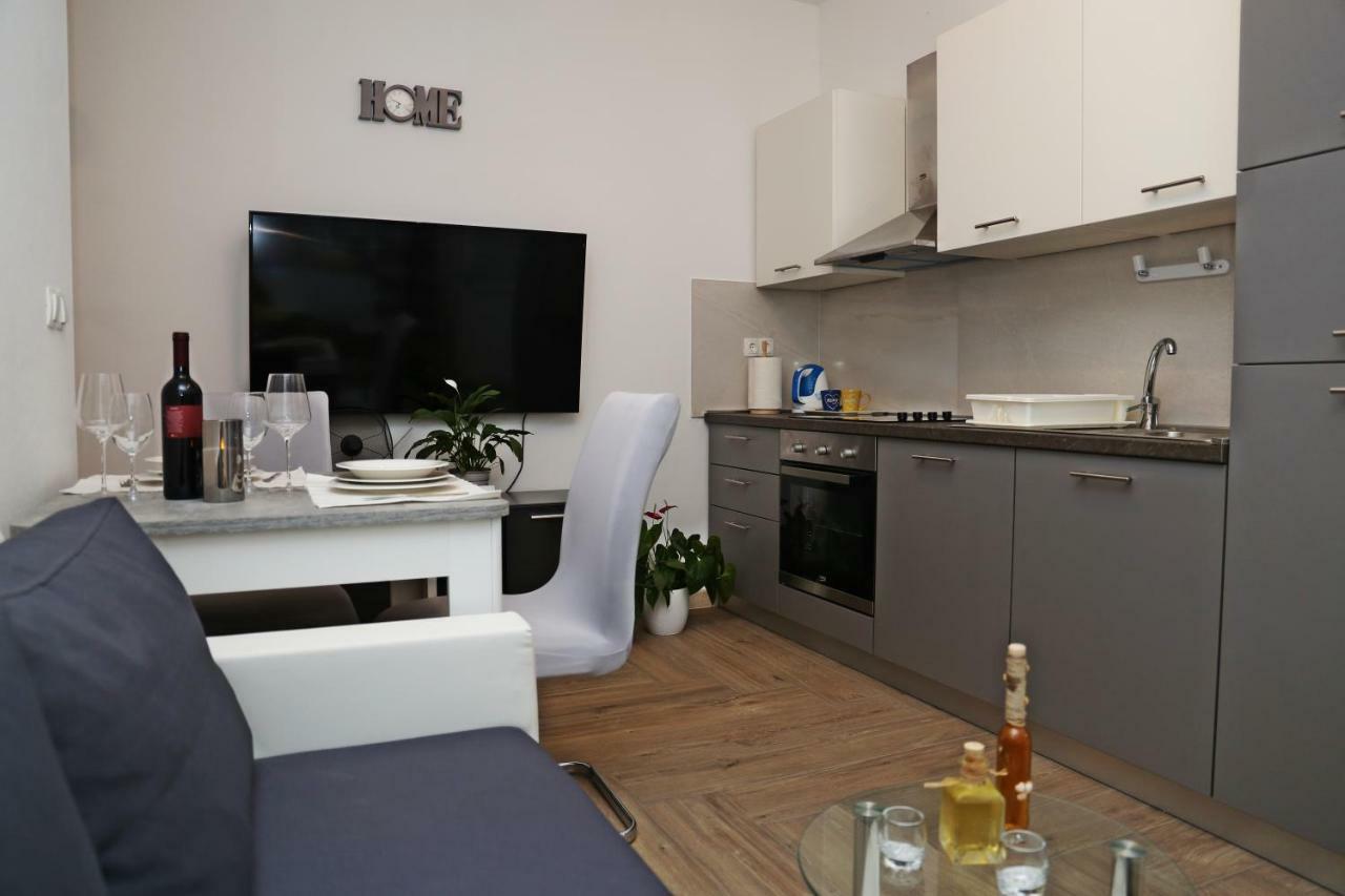 Apartment R&M Лумбарда Екстериор снимка